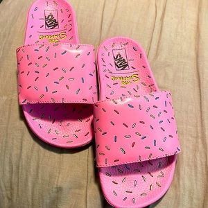 Simpsons vans donut slides